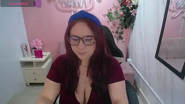 bellatrix ch online show from June 25, 12:53 pm