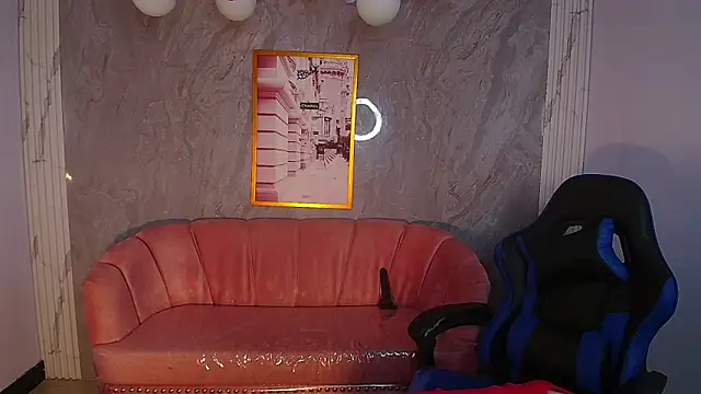 Snapshot of mady0619_ch chatting on October 1, 11:11 pm mady0619 ch online show from October 1, 11:11 pm