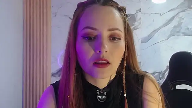 Snapshot of mady0619_ch chatting on November 13, 11:09 am mady0619 ch online show from November 13, 11:09 am