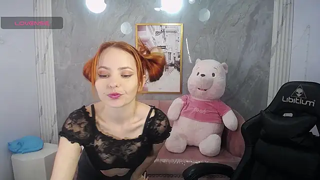 Snapshot of mady0619_ch chatting on April 7, 12:38 pm mady0619 ch online show from April 7, 12:38 pm