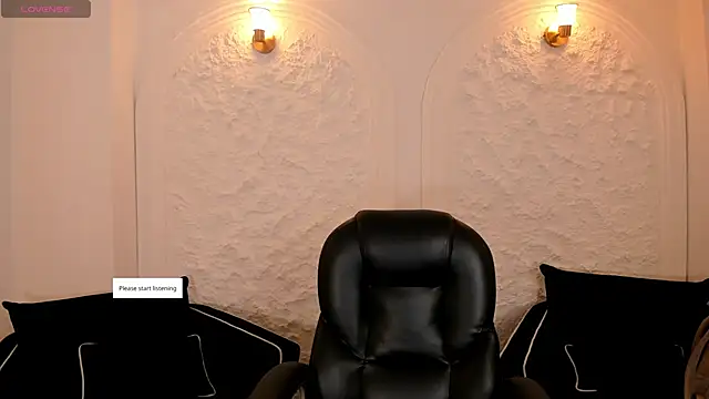 SarahYates online show from May 9, 3:45 am