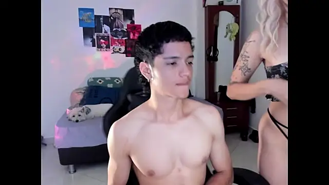 Oliver and kalypso online show from October 24, 1:35 am