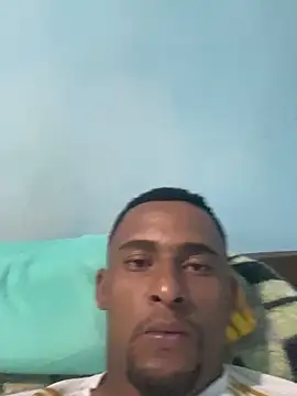 Snapshot of freedmar chatting on December 21, 3:08 pm freedmar online show from December 21, 3:08 pm