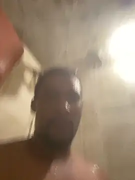 Snapshot of freedmar chatting on February 12, 9:21 pm freedmar online show from February 12, 9:21 pm