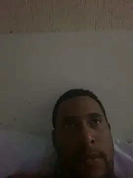 Snapshot of freedmar chatting on February 18, 2:18 am freedmar online show from February 18, 2:18 am