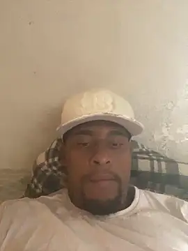 Snapshot of freedmar chatting on March 27, 2:50 pm freedmar online show from March 27, 2:50 pm