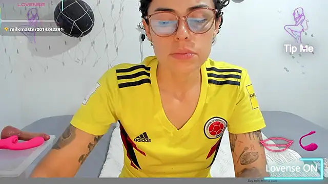 Snapshot of natt_op chatting on March 11, 11:33 pm natt op online show from March 11, 11:33 pm