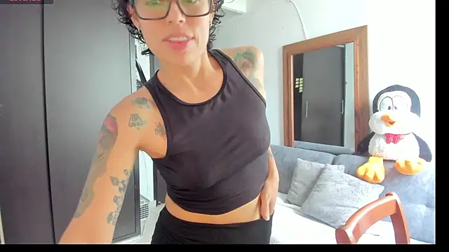 Snapshot of natt_op chatting on June 12, 3:33 pm natt op online show from June 12, 3:33 pm
