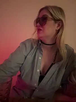 Granlady7 online show from March 24, 6:07 am