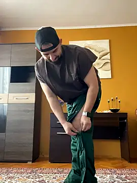 Snapshot of Shots_of_sperm chatting on October 17, 11:35 am Shots of sperm online show from October 17, 11:35 am