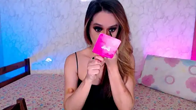 Snapshot of B0rn2Porn chatting on November 8, 1:50 am B0rn2Porn online show from November 8, 1:50 am