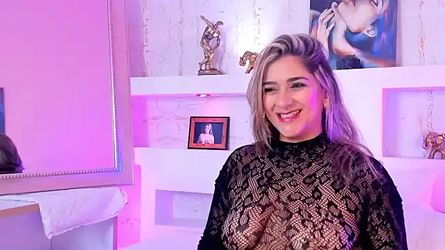 Snapshot of NicoleDiior chatting on October 21, 2:51 pm NicoleDiior online show from October 21, 2:51 pm