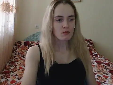 Snapshot of JayeTyler chatting on February 13, 6:53 am JayeTyler online show from February 13, 6:53 am