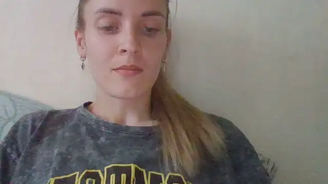JayeTyler online show from June 19, 6:29 am
