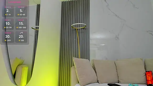 kiaratentation online show from October 25, 7:30 pm