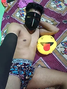 Dassing strip couple online show from October 2, 9:11 pm