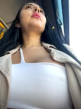 oh nina online show from September 28, 9:20 pm