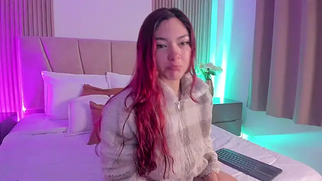 Victoria Beaumont online show from March 18, 11:57 am