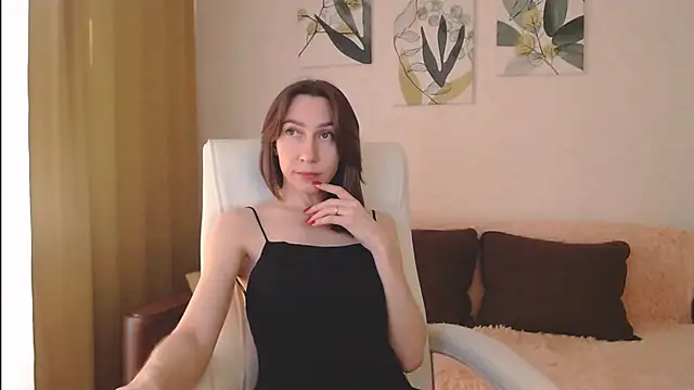 GoodGlamorGirl online show from February 24, 4:49 am