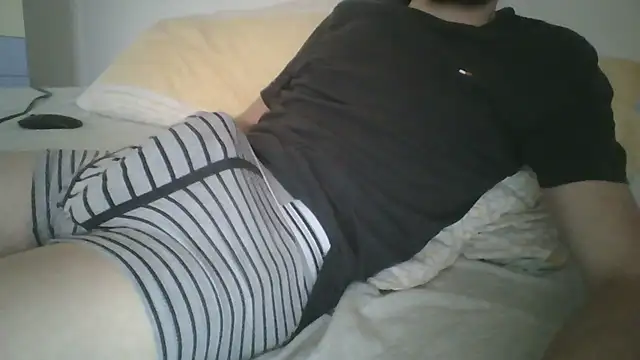 Snapshot of Hotboy096 chatting on October 9, 3:54 pm Hotboy096 online show from October 9, 3:54 pm