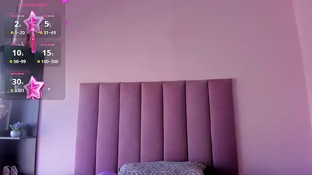 violet myerrs online show from September 26, 1:26 pm