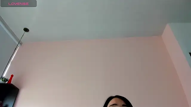 violet myerrs online show from December 19, 2:35 pm