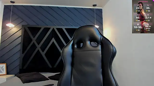 zoe martins  online show from October 9, 5:22 pm