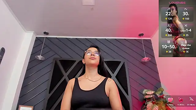 zoe martins  online show from November 27, 5:48 pm