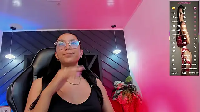 zoe martins  online show from December 19, 5:42 pm