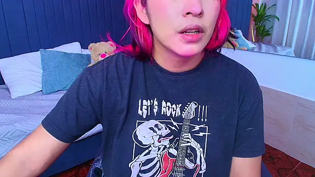 Snapshot of NELLYAZUMI chatting on September 11, 1:11 pm NELLYAZUMI online show from September 11, 1:11 pm