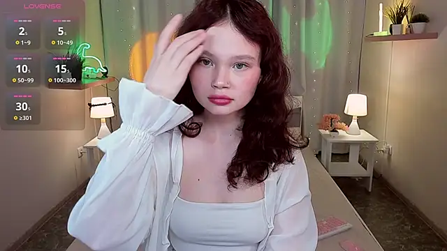 Snapshot of EmilyChaves chatting on May 26, 7:37 am EmilyChaves online show from May 26, 7:37 am