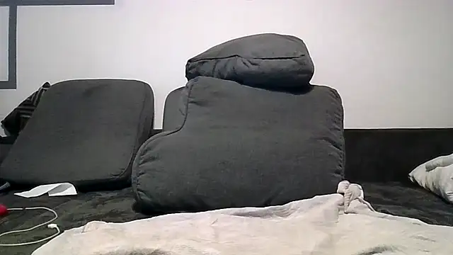 Snapshot of derKauz187 chatting on July 25, 6:27 pm derKauz187 online show from July 25, 6:27 pm