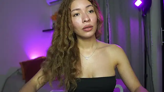 isabella-garcia- online show from September 25, 2:15 am