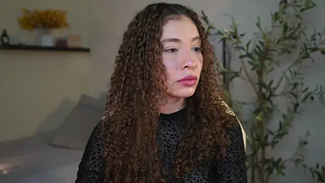 isabella-garcia- online show from May 27, 1:13 am