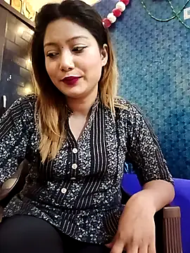 Snapshot of alexa_cam44 chatting on October 26, 8:37 pm alexa cam44 online show from October 26, 8:37 pm