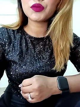 Snapshot of alexa_cam44 chatting on November 22, 7:24 pm alexa cam44 online show from November 22, 7:24 pm