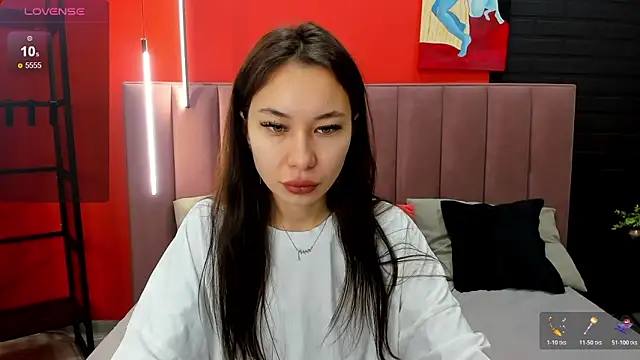 Snapshot of Kat__cat chatting on November 24, 2:33 am Kat cat online show from November 24, 2:33 am