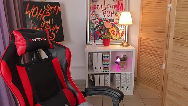 ayakskalermonss online show from November 5, 8:25 am