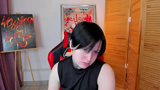 ayakskalermonss online show from February 4, 8:20 am