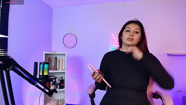 Aphriil   online show from October 10, 12:04 pm