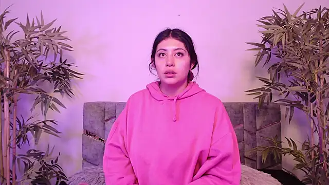 Aphriil   online show from October 16, 12:28 pm