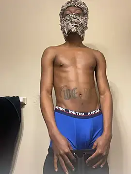 Snapshot of fpbitches1 chatting on October 19, 2:29 pm fpbitches1 online show from October 19, 2:29 pm