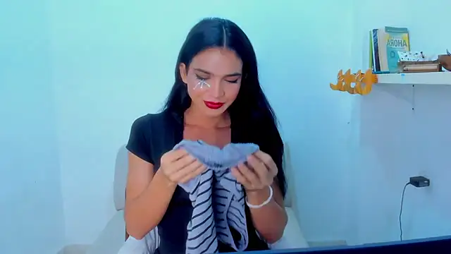 ISA BELLA VZL online show from April 30, 11:31 pm