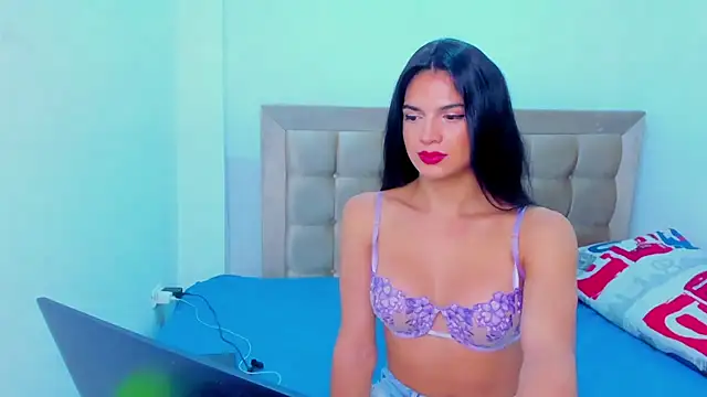 ISA BELLA VZL online show from June 9, 5:13 pm