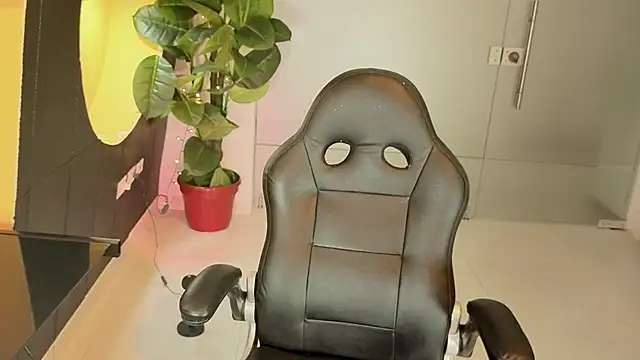 Snapshot of LiLLiAnderson chatting on September 21, 12:07 pm LiLLiAnderson online show from September 21, 12:07 pm