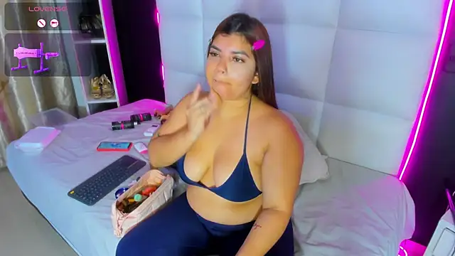 Gigi duran online show from July 19, 5:55 am