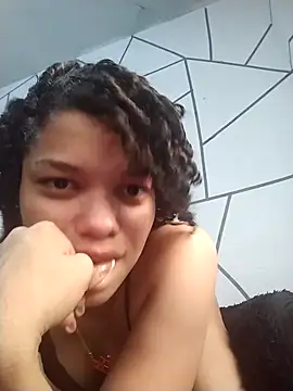 Snapshot of ChloeRaviss chatting on October 30, 9:59 pm ChloeRaviss online show from October 30, 9:59 pm