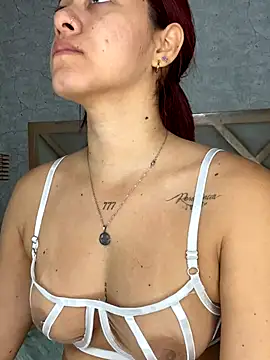 Snapshot of Sofy-Acevedo chatting on October 28, 12:30 pm Sofy-Acevedo online show from October 28, 12:30 pm