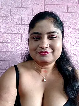 Snapshot of hornyriyanka chatting on November 1, 2:35 am hornyriyanka online show from November 1, 2:35 am