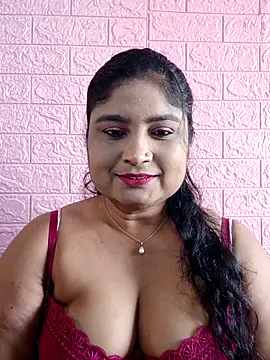 Snapshot of hornyriyanka chatting on November 10, 2:43 am hornyriyanka online show from November 10, 2:43 am